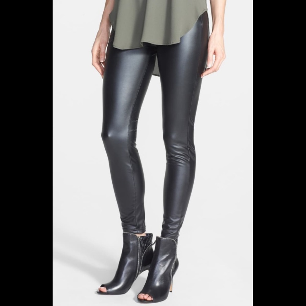 Hue Leatherette Leggings